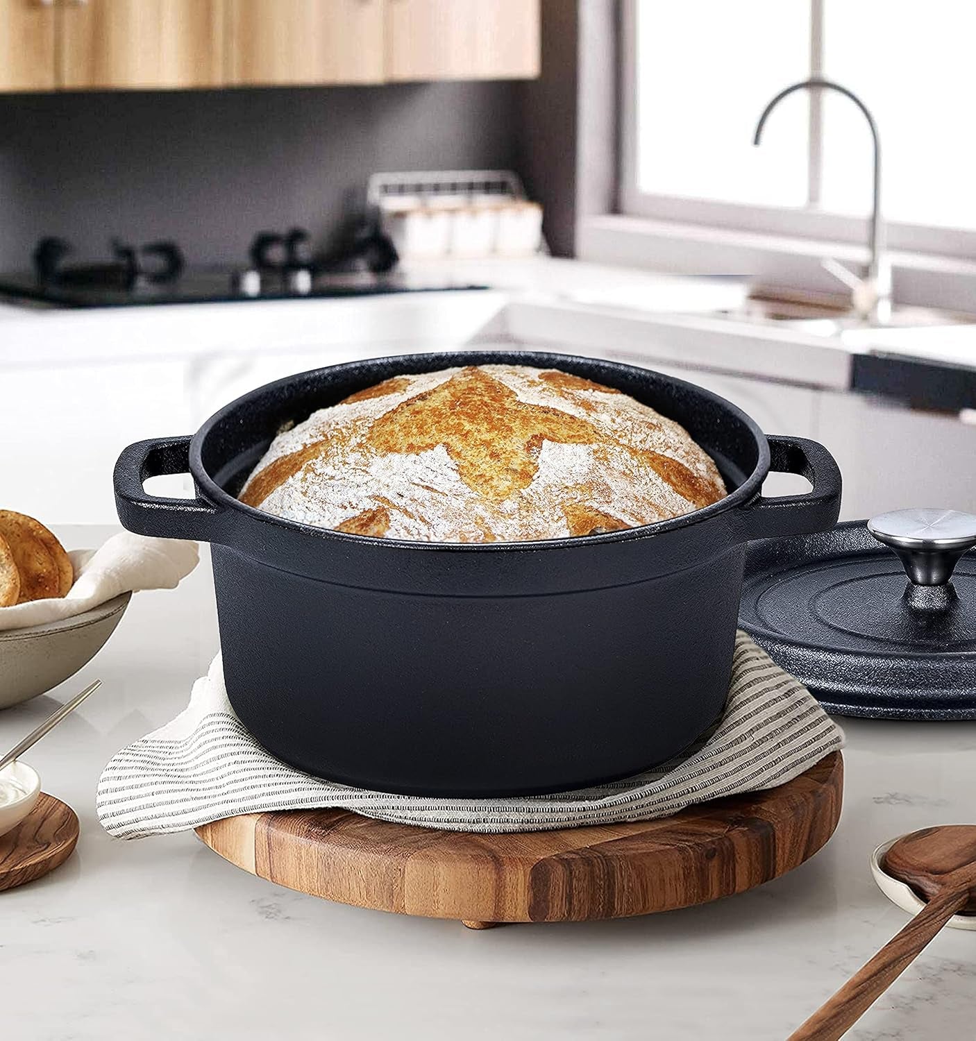 5.2 Quart Pre-Seasoned Cast Iron Dutch Oven with Lid and Handles - Versatile Black Cast Iron Skillet - Shallow Cookware for Casseroles and Braising Dishes - Works with Induction Stovetops