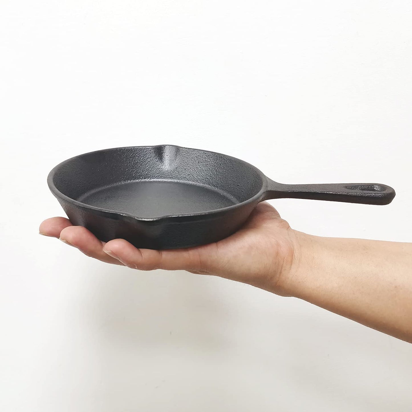 6 Inch Cast Iron Skillet, Frying Pan with Drip-Spouts, Pre-Seasoned Oven Safe Cookware, Camping Indoor and Outdoor Cooking, Grill Safe, Restaurant Chef Quality